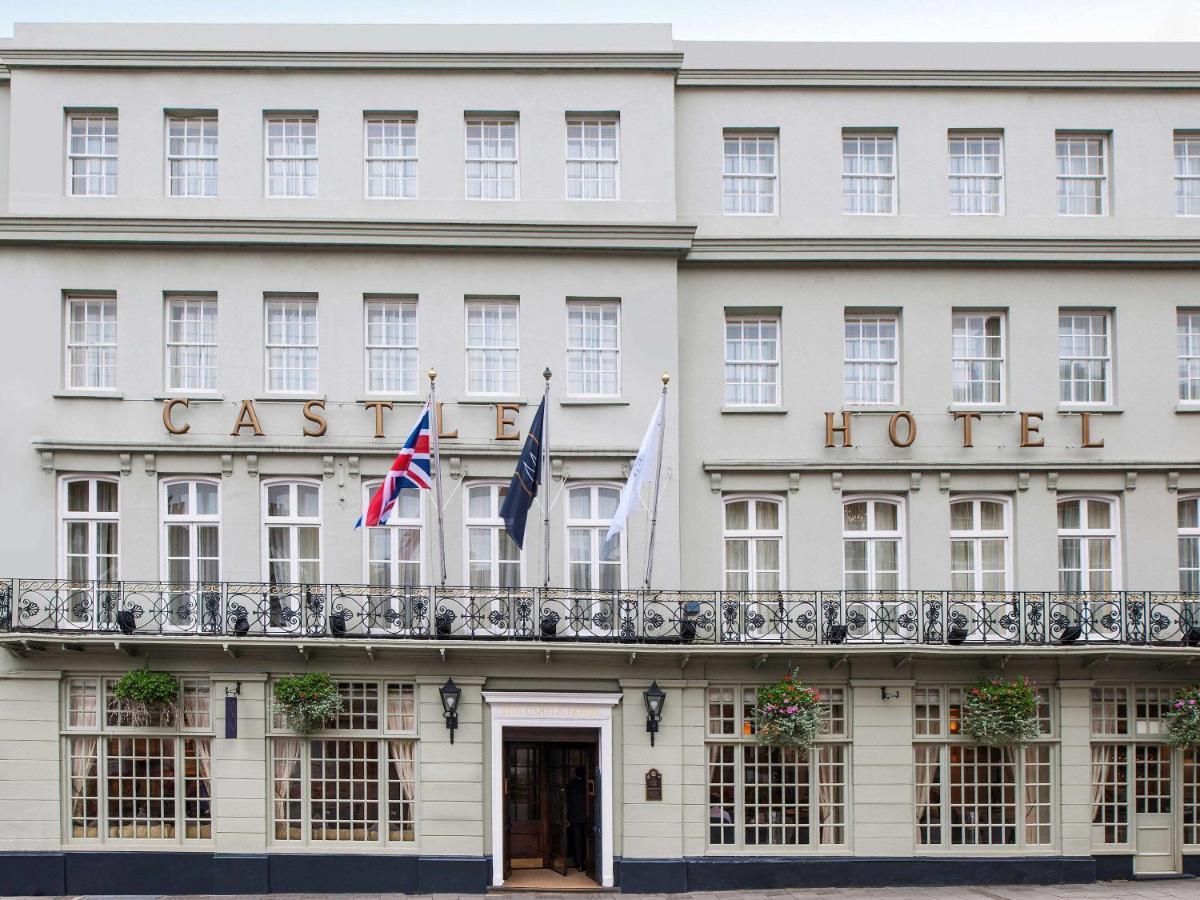 The Castle Hotel Windsor Exterior photo
